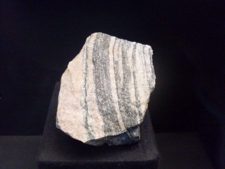 Gneis Acasta (fragmento), las rocas más antiguas de la Tierra