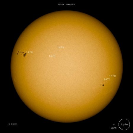 Vista del Sol con varias zonas activas de manchas solares